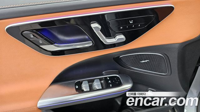 Mercedes-Benz C-Class C300 4MATIC AMG Line
