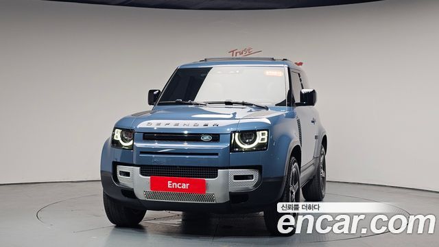 Land Rover Defender 90 D250 SE