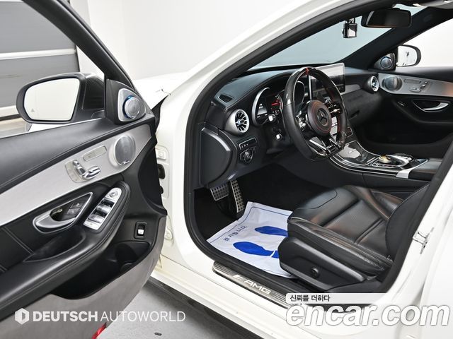 Mercedes-Benz C-Class C63 AMG