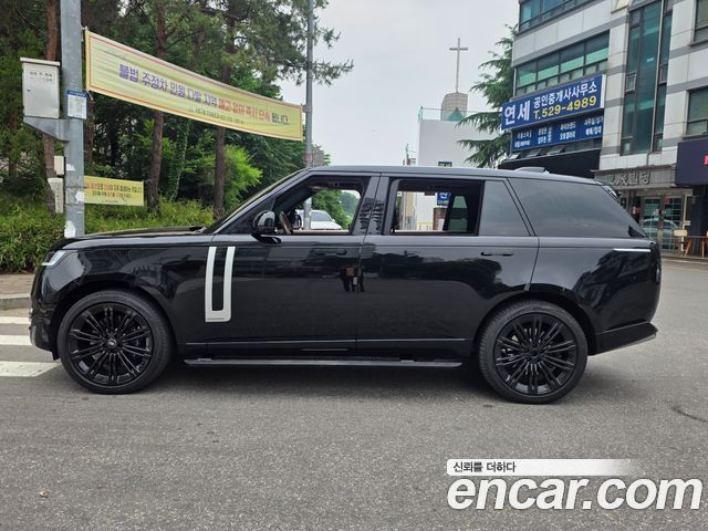 Land Rover Range Rover P530 Autobiography Long Wheel Base