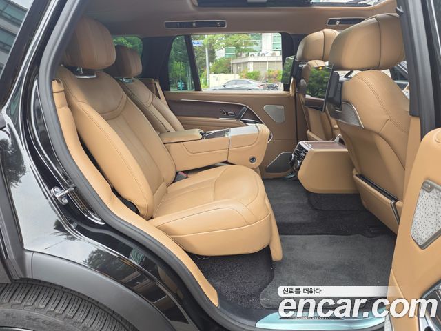 Land Rover Range Rover P530 Autobiography Long Wheel Base