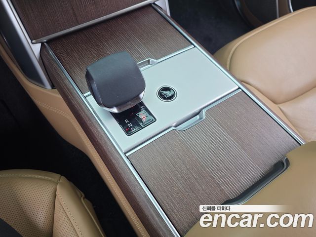 Land Rover Range Rover P530 Autobiography Long Wheel Base