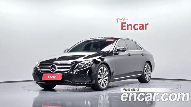 Mercedes-Benz E-Class E220d Avantgarde