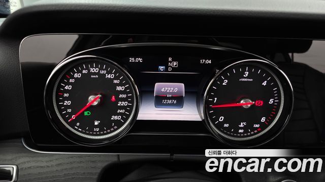 Mercedes-Benz E-Class E220d Avantgarde