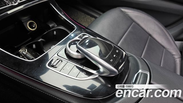 Mercedes-Benz E-Class E220d Avantgarde