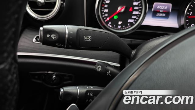 Mercedes-Benz E-Class E220d Avantgarde