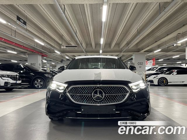 Mercedes-Benz E-Class E300 4MATIC AMG Line