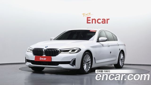 BMW 5-Series 520i Luxury