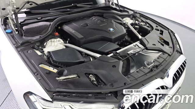BMW 5-Series 520i Luxury