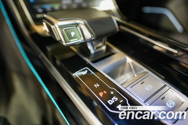 Audi A8 55 TFSI Quattro LWB