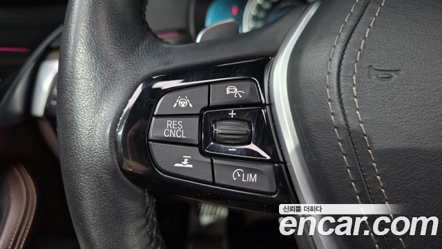 BMW 5-Series 530i M Sport Package Plus