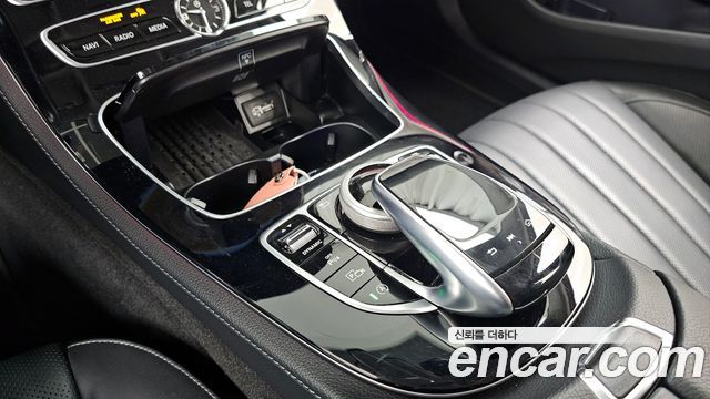 Mercedes-Benz E-Class E300 4MATIC Exclusive