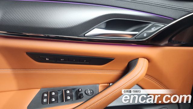 BMW M5 M5 Sedan