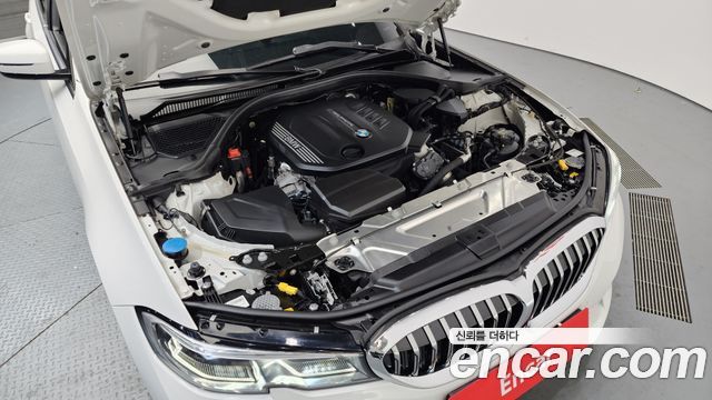 BMW 3-Series 320d Touring Luxury