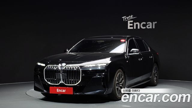 BMW 7-Series 740i sDrive M Sport