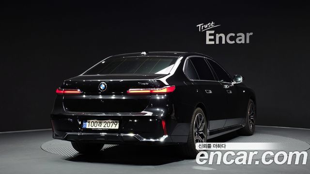 BMW 7-Series 740i sDrive M Sport