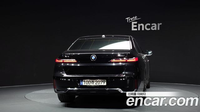 BMW 7-Series 740i sDrive M Sport