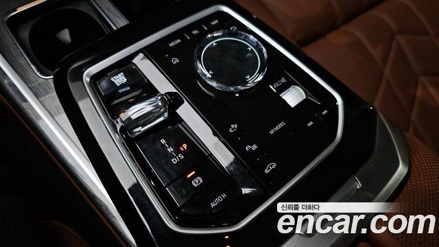 BMW 7-Series 740i sDrive M Sport
