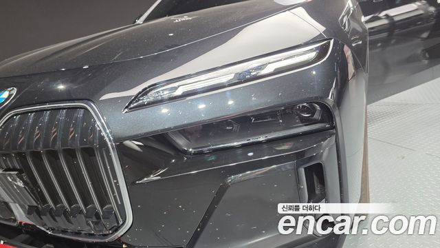 BMW 7-Series 740i sDrive M Sport