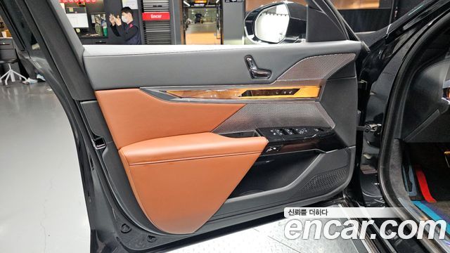 BMW 7-Series 740i sDrive M Sport