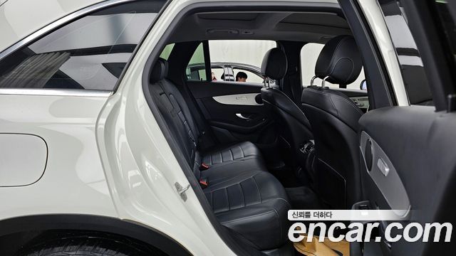 Mercedes-Benz GLC-Class GLC220 d 4MATIC