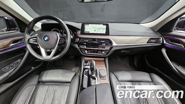 BMW 5-Series 530i xDrive Luxury Plus