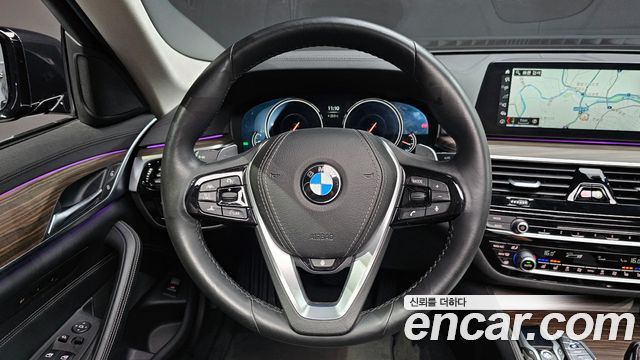 BMW 5-Series 530i xDrive Luxury Plus