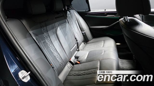 BMW 5-Series 520d M Sport Package Plus