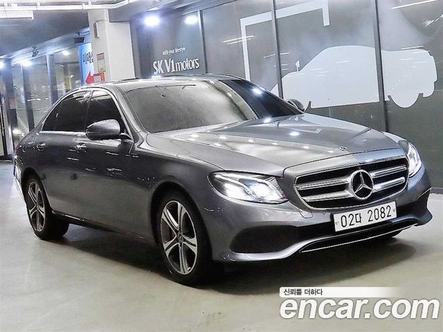 Mercedes-Benz E-Class E300 4MATIC Avnatgarde