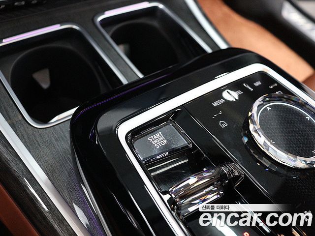 BMW 7-Series 740i sDrive M Sport