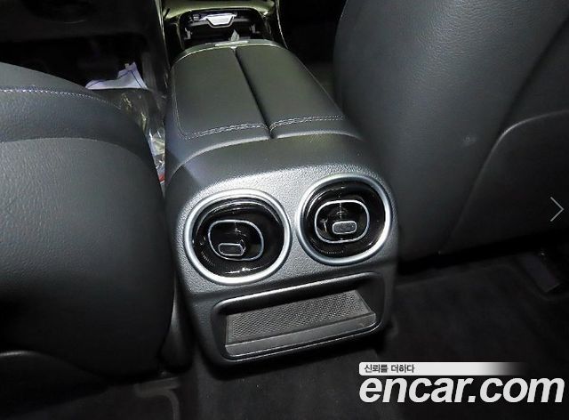 Mercedes-Benz C-Class C200 Avantgarde