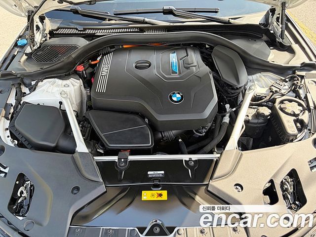 BMW 5-Series 530e M Sport