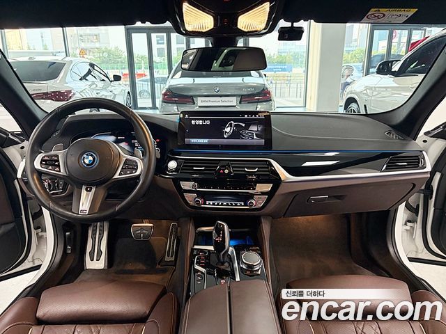 BMW 5-Series 530e M Sport