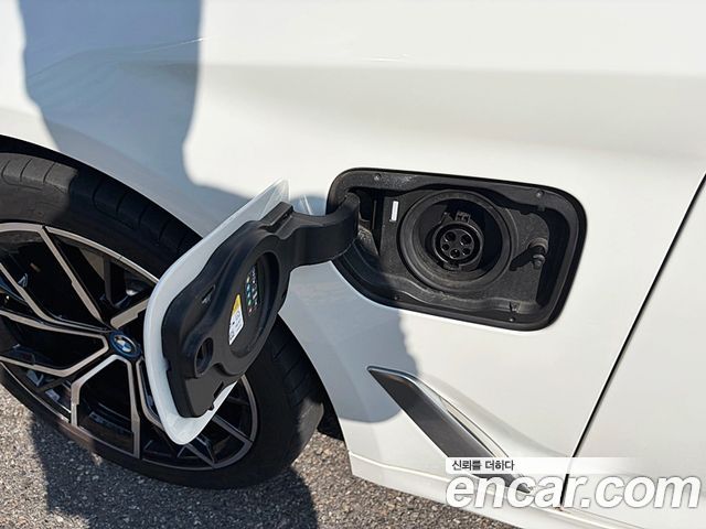 BMW 5-Series 530e M Sport