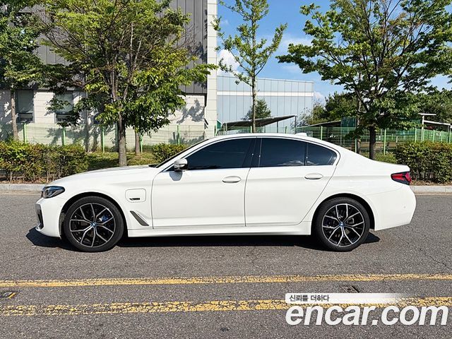 BMW 5-Series 530e M Sport