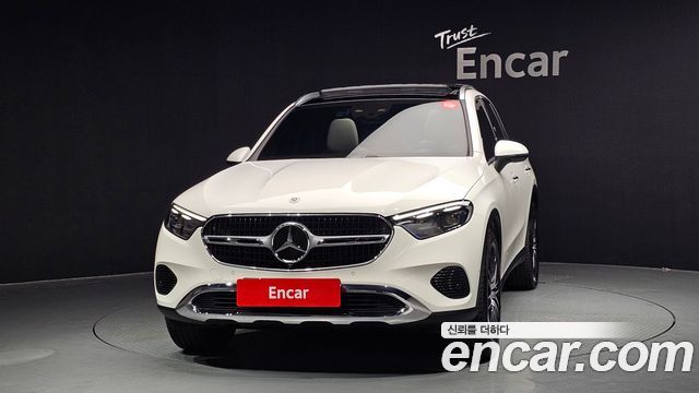 Mercedes-Benz GLC-Class GLC 300 4MATIC Avantgarde