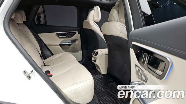 Mercedes-Benz GLC-Class GLC 300 4MATIC Avantgarde