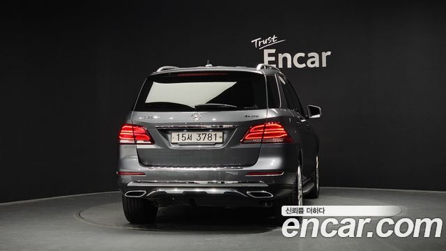 Mercedes-Benz GLE-Class GLE350 d 4MATIC