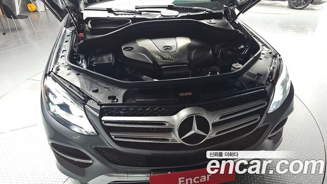 Mercedes-Benz GLE-Class GLE350 d 4MATIC