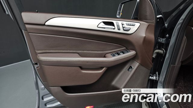Mercedes-Benz GLE-Class GLE350 d 4MATIC