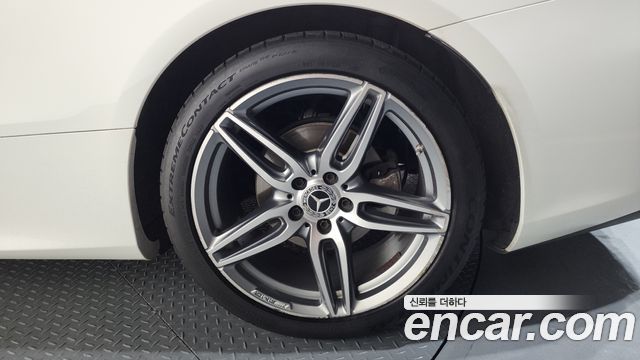 Mercedes-Benz E-Class E220d Cabriolet