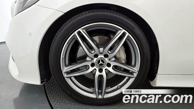 Mercedes-Benz E-Class E220d Cabriolet