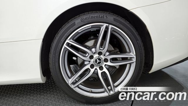 Mercedes-Benz E-Class E220d Cabriolet