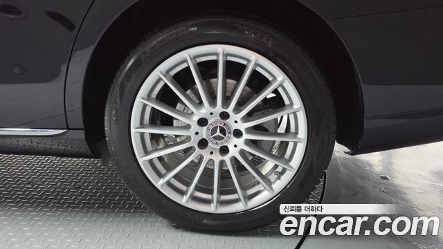 Mercedes-Benz E-Class E250 Exclusive