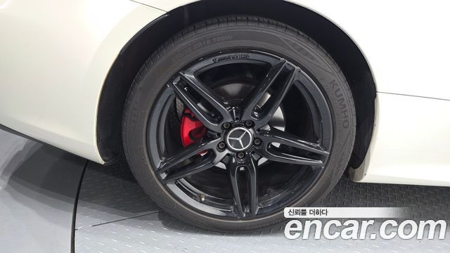 Mercedes-Benz E-Class E220d Coupe