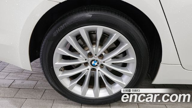 BMW 5-Series 520d Luxury Special Edition