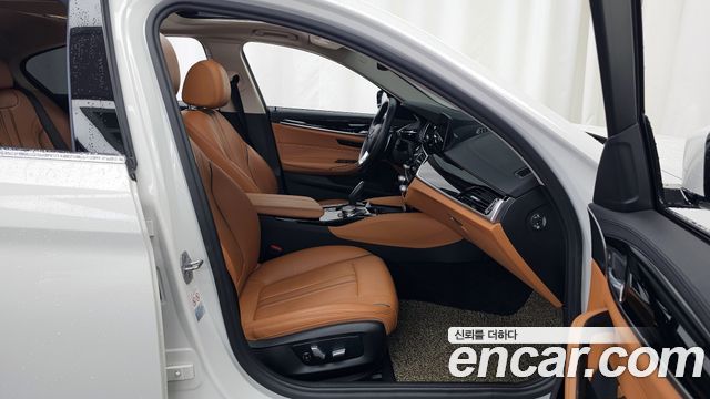 BMW 5-Series 520d Luxury Special Edition
