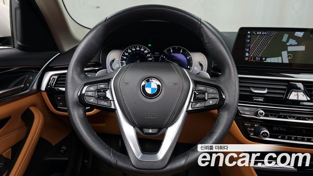 BMW 5-Series 520d Luxury Special Edition