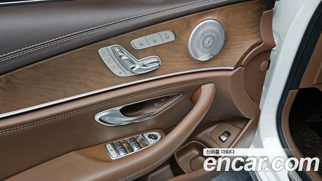 Mercedes-Benz E-Class E300 Exclusive