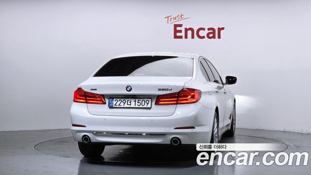BMW 5-Series 520d xDrive Luxury Plus